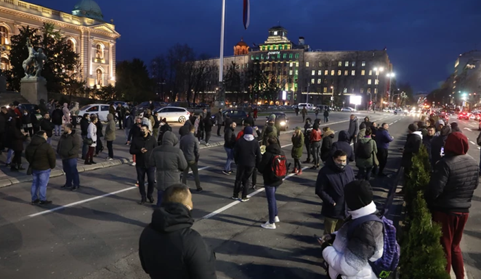 Protest ugostitelja u Beogradu protiv novih mjera Kriznog štaba