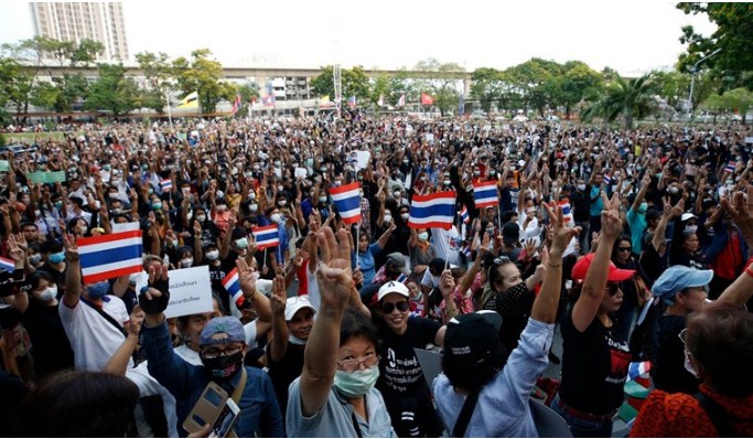 Protesti na Tajlandu: Traže ostavku vlade i promjenu ustava