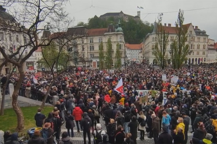 Protesti protiv Janšine vlade u Ljubljani