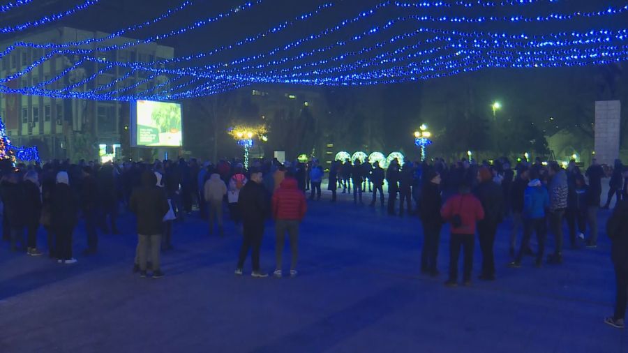 Protesti protiv manjinske vlade održani i večeras u Crnoj Gori
