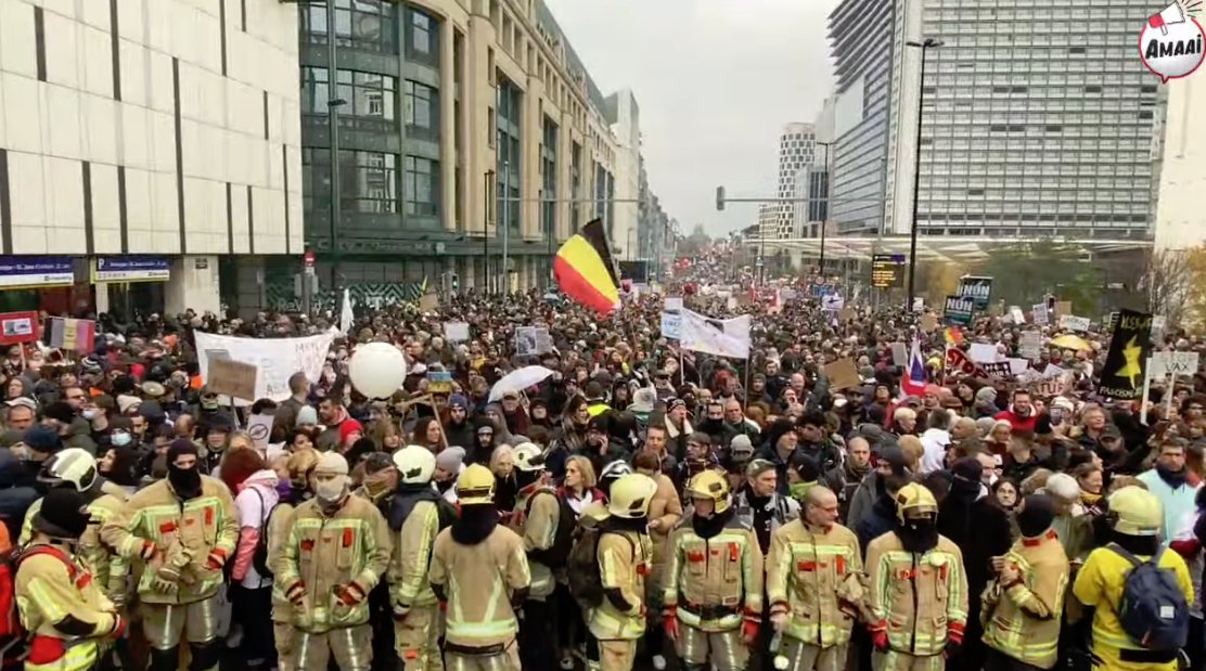 Protesti protiv restrikcija i vakcina u Briselu, suzavci i vodeni topovi