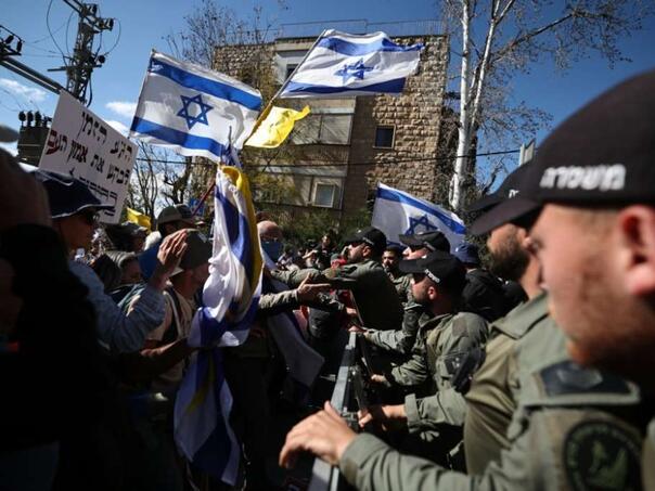 Protesti u Izraelu protiv Netanyahua i obnove napada na Gazu
