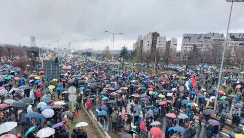 Protesti u Srbiji, blokiran autoput u Beogradu