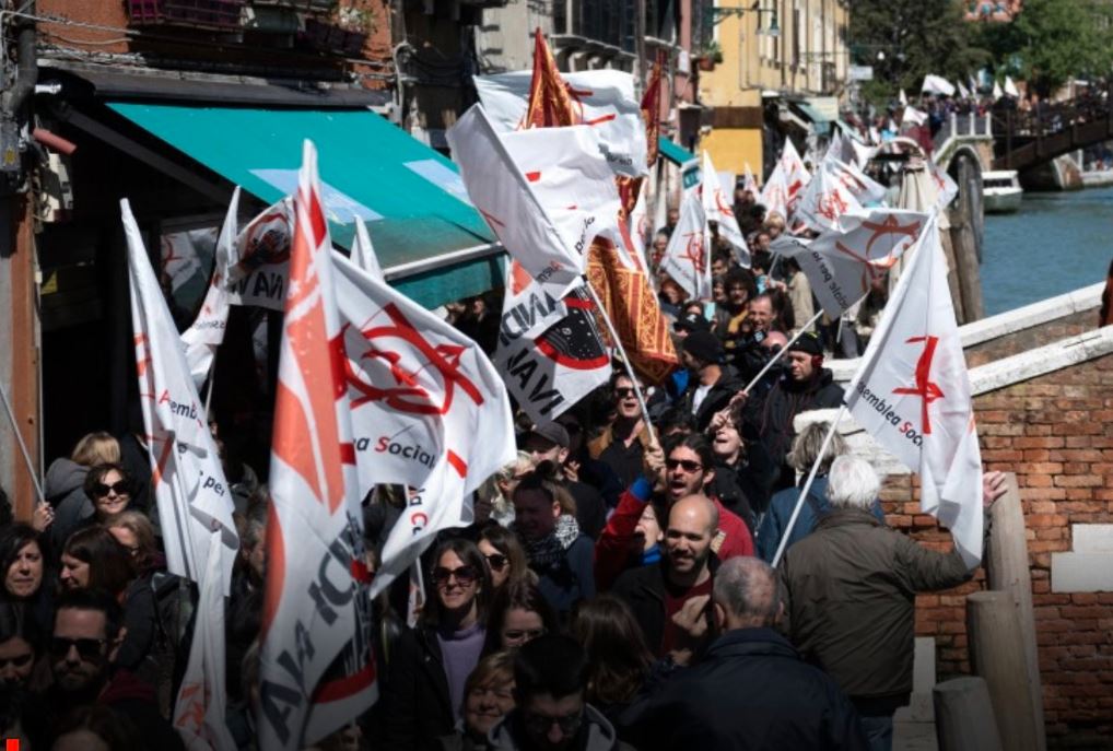 Nakon protesta u Veneciji: Ostaje li odluka da se turistima naplaćuje ulazak u grad?