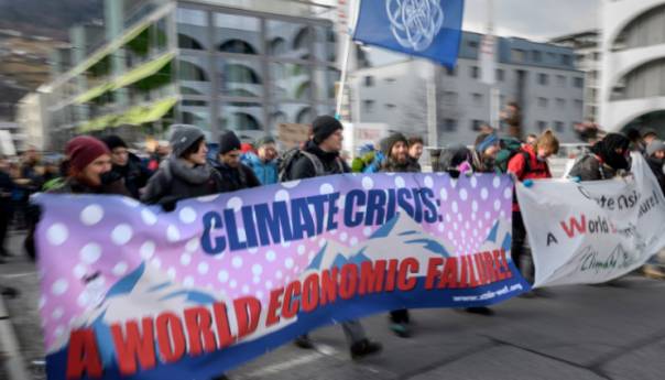 Protesti zbog foruma u Davosu, sukobi s policijom