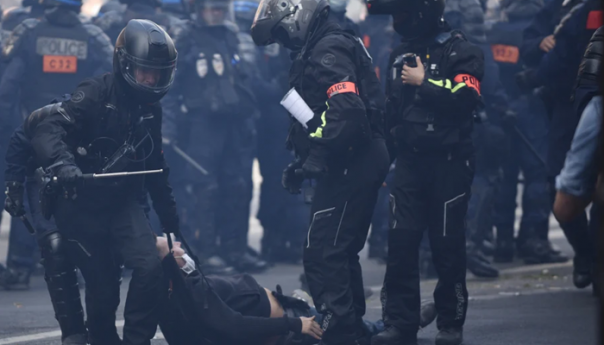 Protesti "žutih prsluka": Policija bacala suzavac, više stotina uhapšenih
