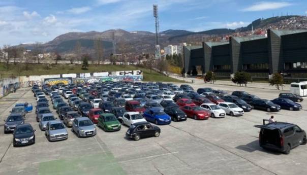 Protestna vožnja kroz Sarajevo u znak podrške Bogiću Bogićeviću