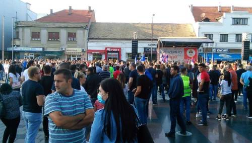 Protestni skup SNSD-a u Bijeljini: Večeras je početak promjena