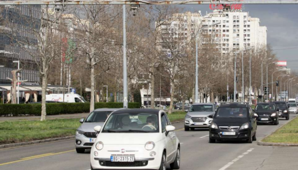 Protiv uvođenja sankcija Rusiji čak 84 posto građana Srbije, a protiv ulaska u NATO njih 88 posto