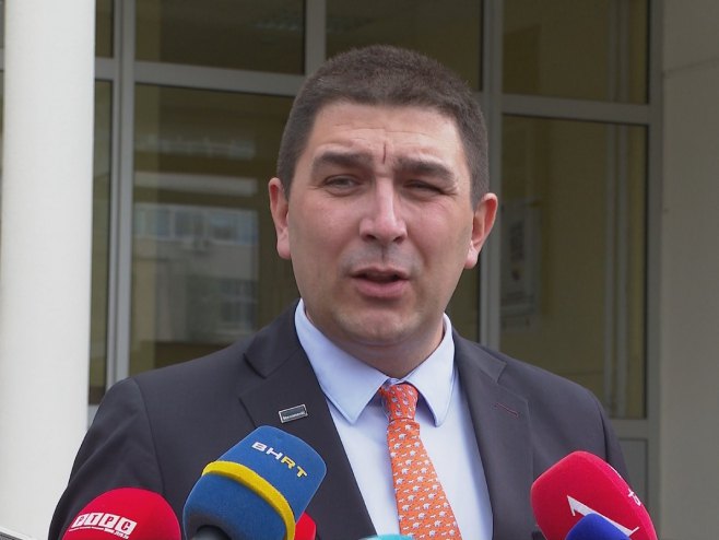 Protiv Zeljkovića i ostalih 600 dokaza