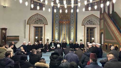 Proučen tevhid i hatma-dova pred duše žrtava stradalih u zemljotresima