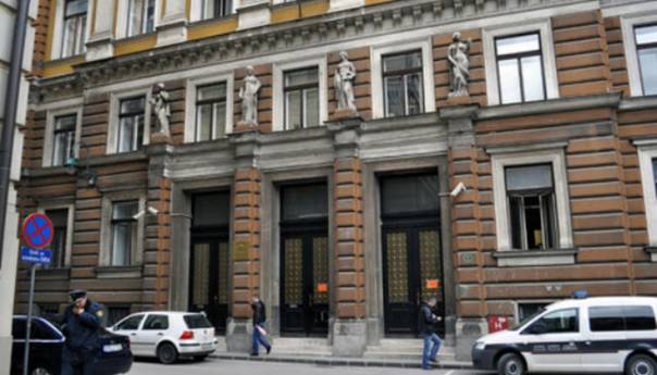 Provođenje materijalnih dokaza Tužilaštva na suđenju Arslanagiću i drugima