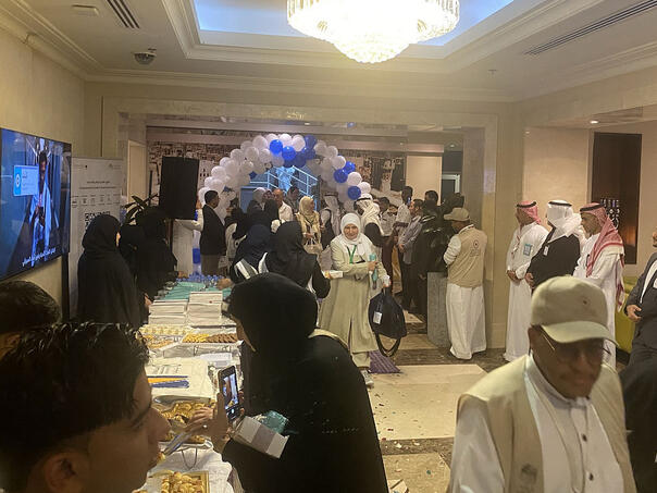 Prva grupa hadžija iz BiH stigla u Mekku, noćas obavljaju umru