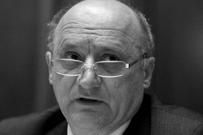 Prva smrt u Vladi Srbije zbog koronavirusa: Preminuo državni sekretar