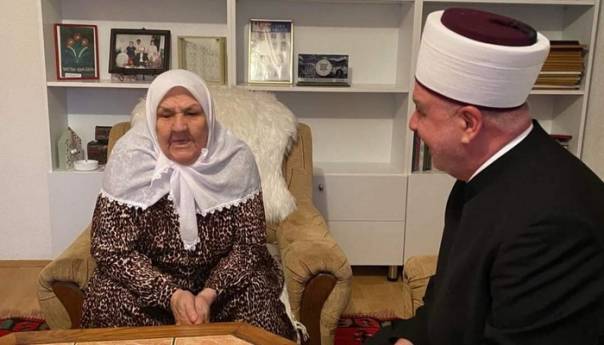 Prve hadžije iz BiH kreću 12. juna, na hadž ide i nana Fata Orlović