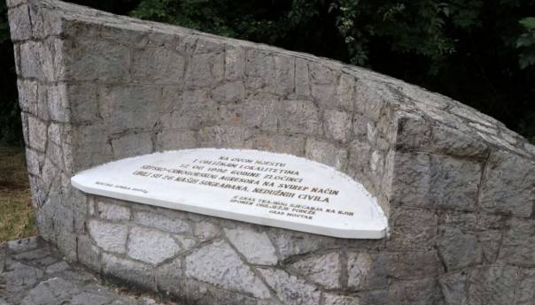 Prve masovne grobnice u BiH: Godišnjica zločina na Uborku i Sutini