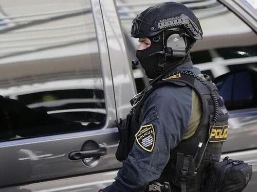 Prvi čovjek FUP-a Vahidin Munjić stigao na saslušanje u MUP-u KS