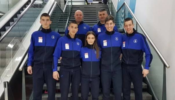 Prvi dio bh. tima otputovao na Zimske olimpijske igre mladih u Lozanu