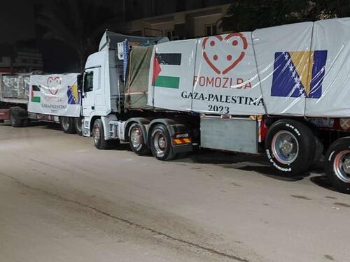 Prvi dio od deset šlepera humanitarne pomoći krenuo ka Gazi