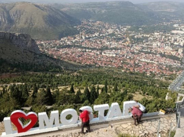 Prvi mostarski foto point postavljen na Fortici