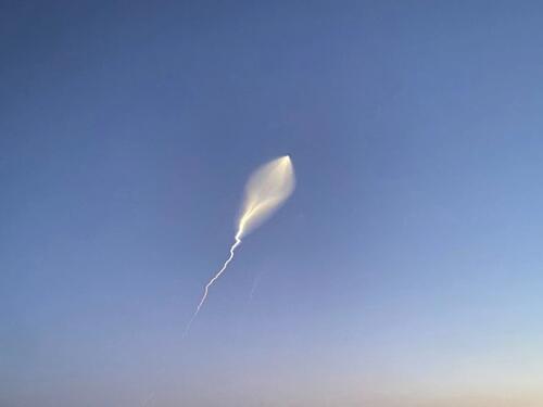 Prvi put zabilježeno: Iran lansirao raketu s više bojevih glava na Izrael