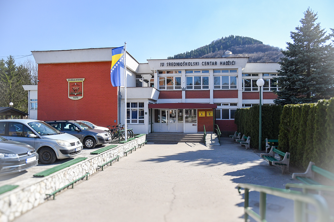 Prvi Sajam za učenike i poslodavce u Hadžićima: Posao i praksa na dohvat ruke