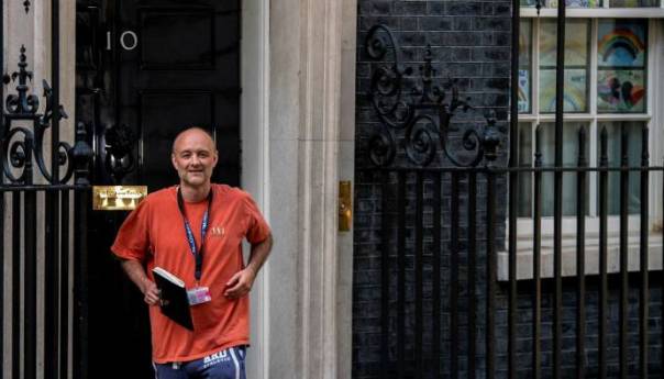 Prvi savjetnik Borisa Johnsona prekršio pravila karantene, ne želi dati ostavku