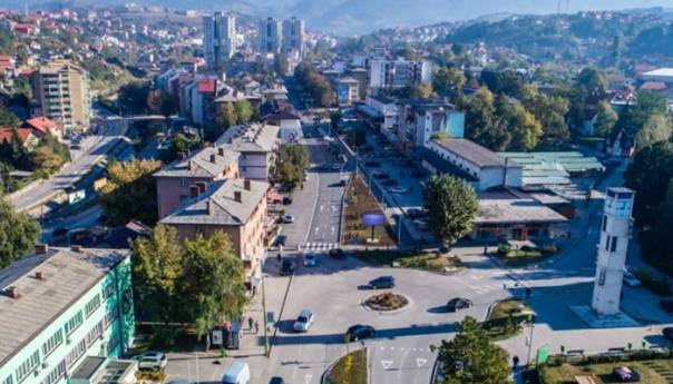 Prvi slučajevi u Kaknju: Tri osobe zaražene koronavirusom