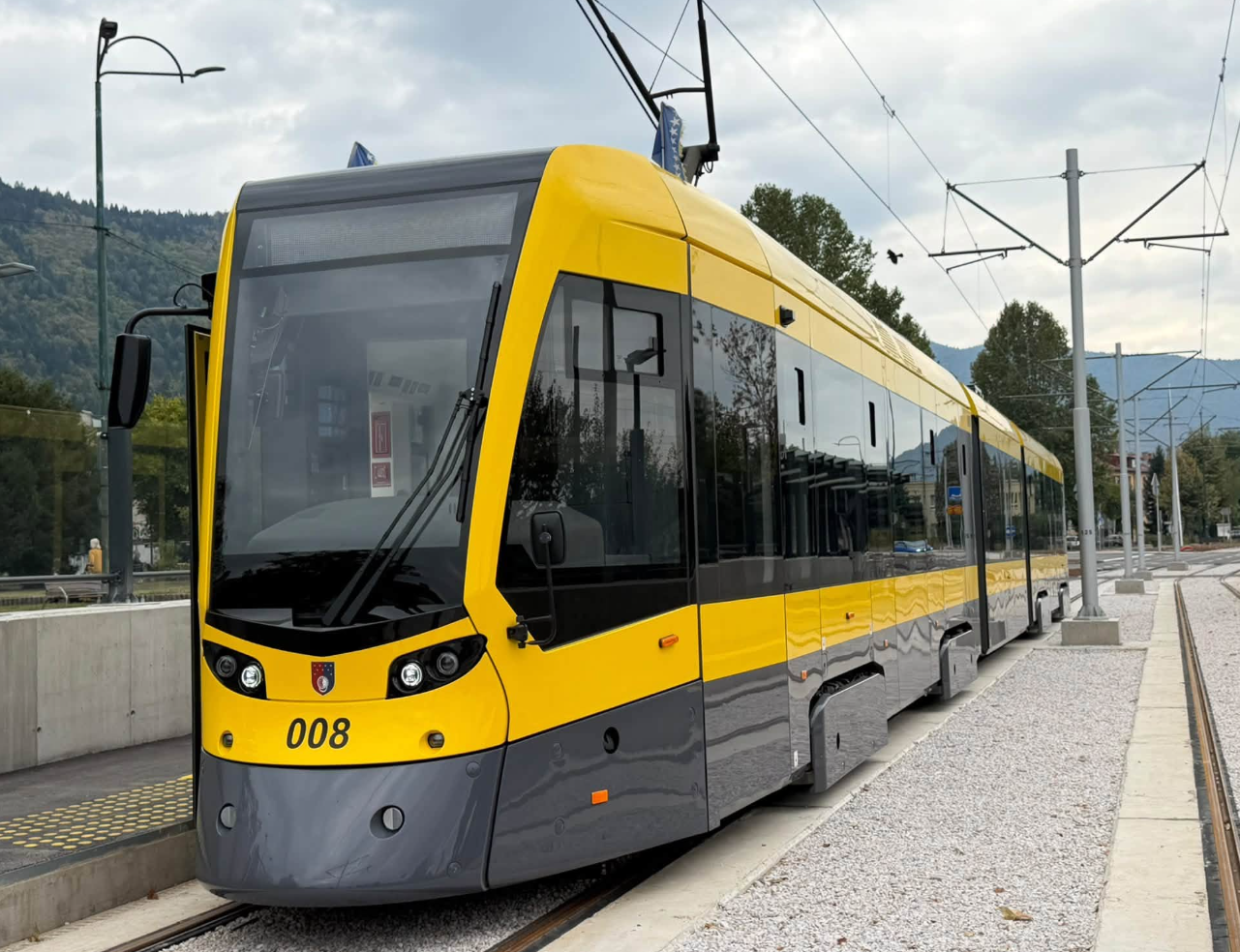 Prvi tramvaj jutros obavio vožnju od Hrasnice do Baščaršije