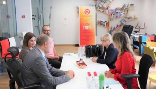 Prvulović posjetila Roditeljsku kuću, razgovarano o različitim oblicima saradnje i podrške