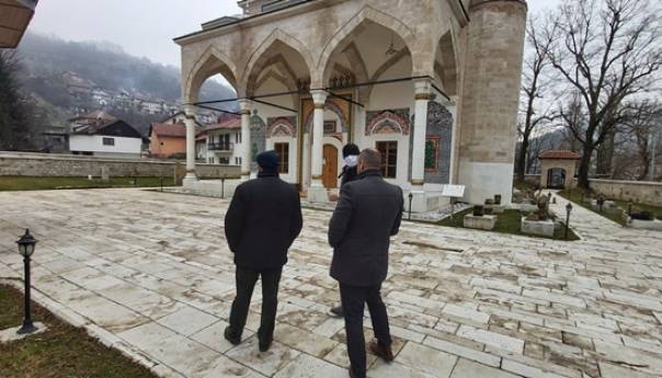 Nepoznata osoba pucala u munaru Aladža džamije u Foči