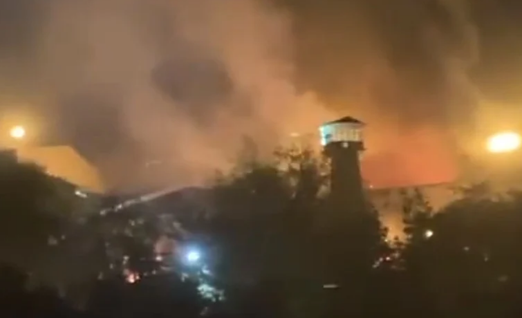 Pucnjava i požar u zloglasnom zatvoru u Iranu