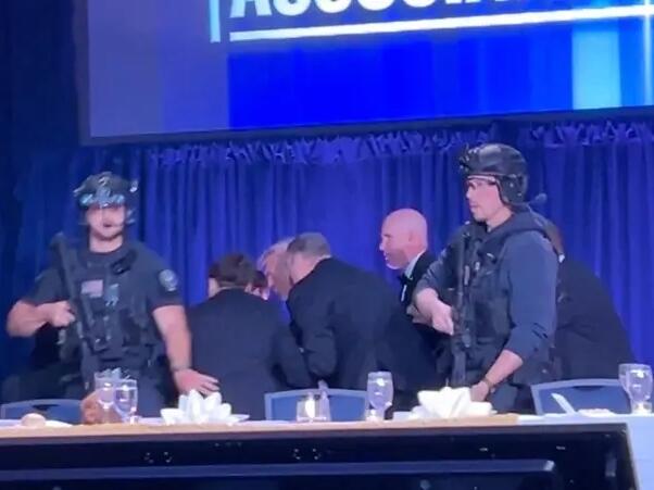 Pucnjava na večeri u Bijeloj kući: Trump evakuisan