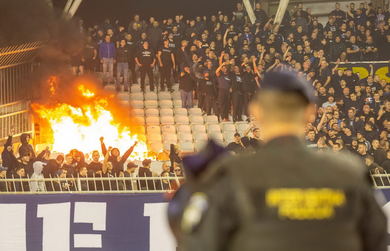 Pucnjava nakon derbija u Splitu: Povrijeđena su četiri policajca, uhapšeno 75 navijača