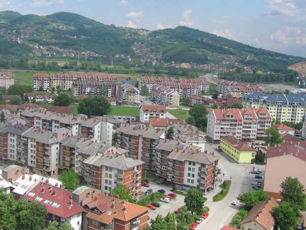 Pucnjava u kafiću u Doboju: Uhapšene dvije osobe, jedan gost ranjen