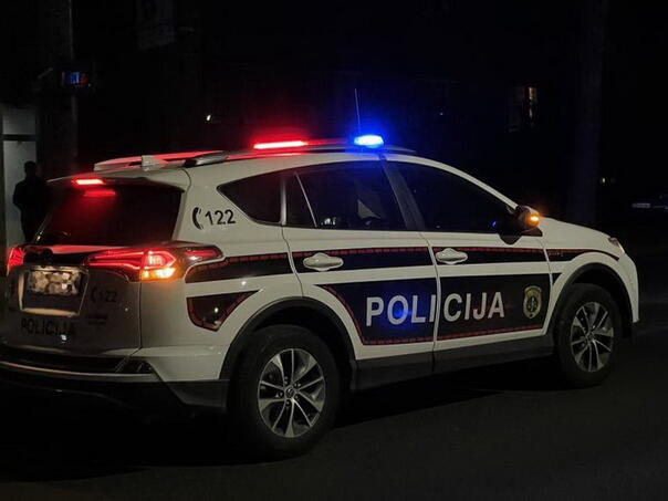 Pucnjava u migrantskom kampu u Blažuju, više ranjenih!