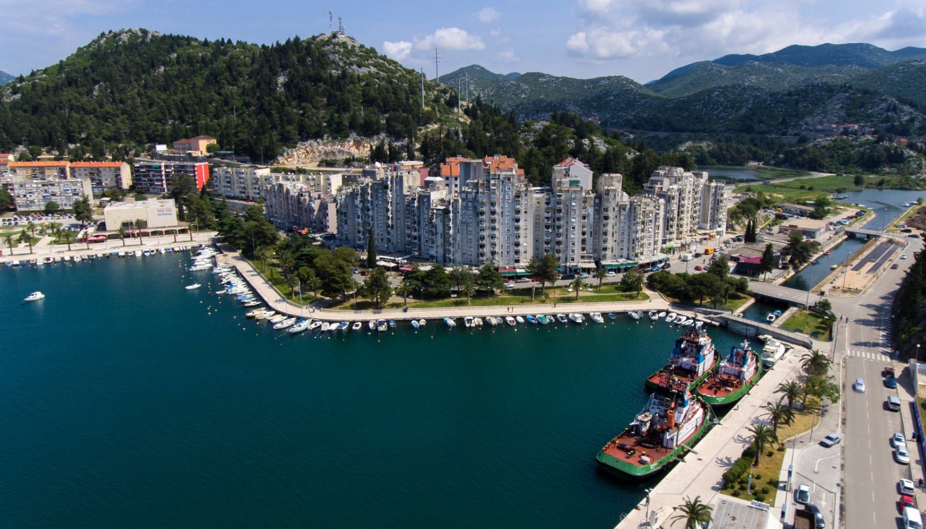 Pucnjava u Pločama, ima poginulih