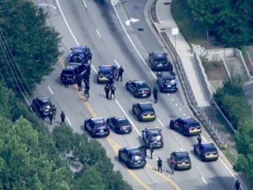 Pucnjava u SAD: Ubijen policajac, napadač pronađen mrtav