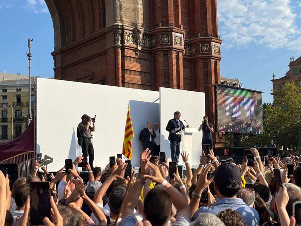 Puigdemont stigao u Barcelonu: Katalonija ima pravo odlučiti o svojoj sudbini