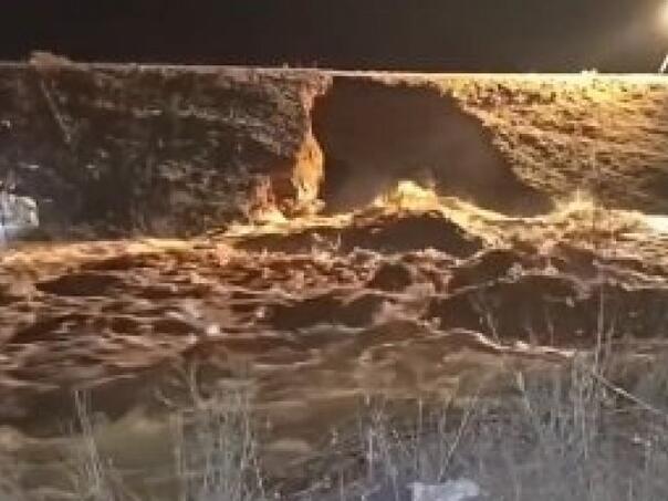 Pukla brana kod ruskog grada Orska, u toku evakuacija