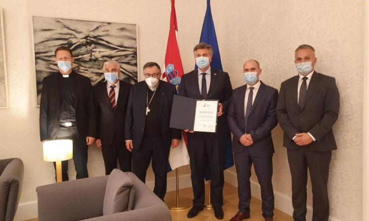 Puljić i Plenković razgovarali o radu Zaklade Vrhbosanske nadbiskupije
