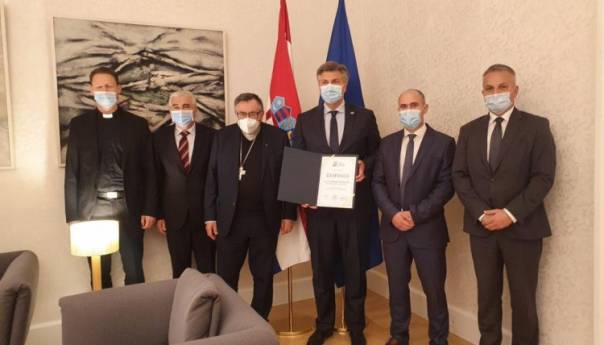 Puljić i Plenković razgovarali o radu Zaklade Vrhbosanske nadbiskupije
