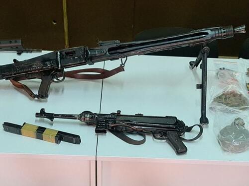 Puške, pištolji: Pogledajte oružje zaplijenjeno kod Lukavca