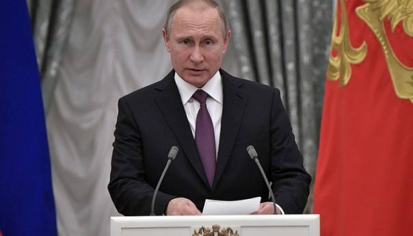 Putin hvali ratne heroje, upozorava na degradaciju evropske sigurnosti