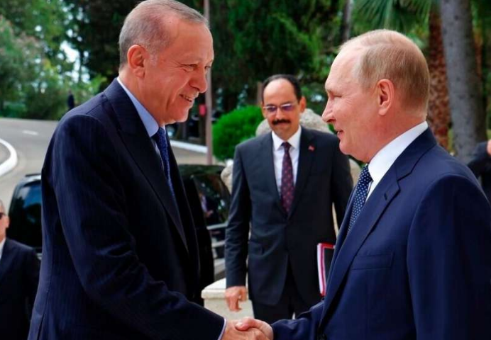 Putin i Erdogan razgovaraju u Sočiju o nastavku crnomorske žitne inicijative