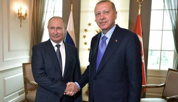 Putin i Erdogan telefonski raspravljali o situaciji u Idlibu