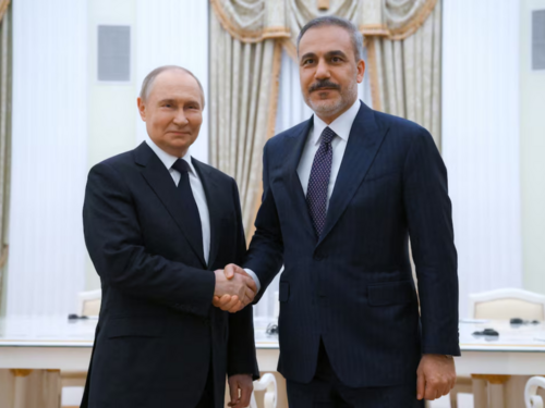 Putin i Fidan razgovarali o obnovi mirovnih pregovora Ukrajine i Rusije
