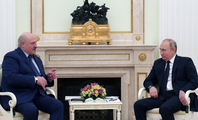 Putin i Lukašenko udružuju vojske