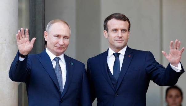 Putin i Macron pozvali strane u Libiji na prekid vatre