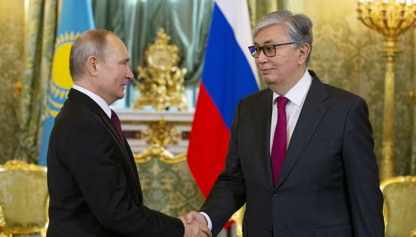 Putin i Tokajev održali telefonski razgovor o situaciji u Kazahstanu